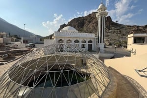 Excursão particular de 1 dia a Nakhal, Rustaq e fontes termais