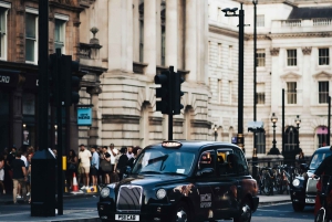 Private Muscat Sunset & Seaside Tour with Local Host 4 Hours