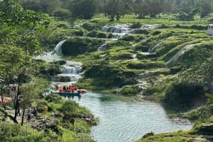 Salalah: Privat omvisning i Wadi Derbat, Jabal Samhan og synkehull