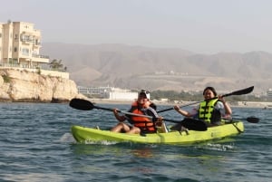 Experiencia de kayak en la playa de Qurum