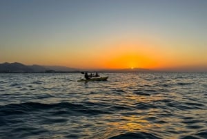 Experiencia de kayak en la playa de Qurum