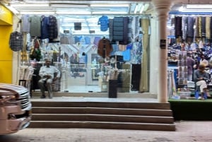 Salalah di notte: tour serale della città con Gardens Mall e souk