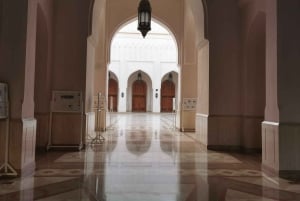 صلالة: جولة في أبرز معالم المدينة مع مرشد محلي