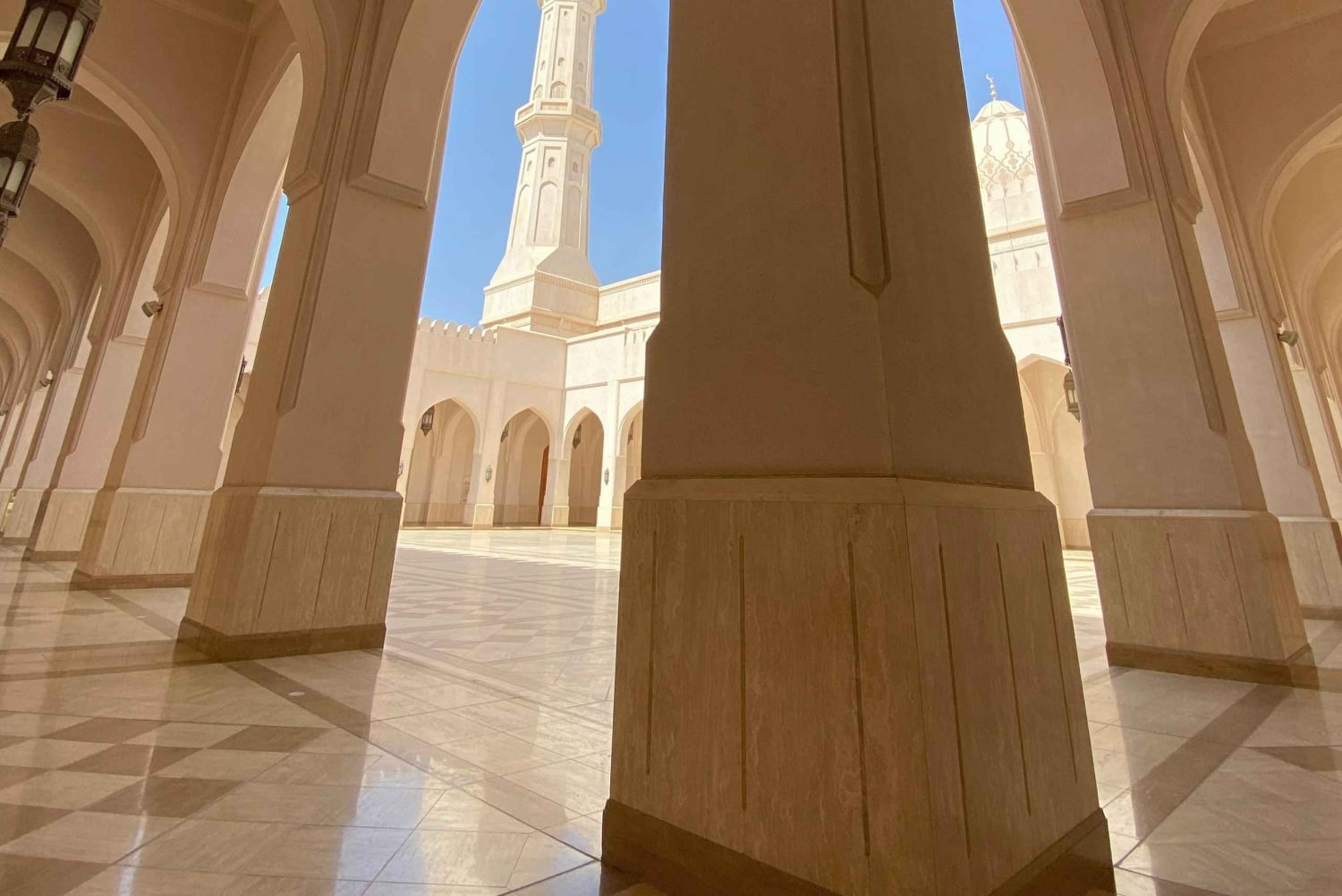 Salalah: Moschee, Al-Gharif-Projekt und königliche Farm