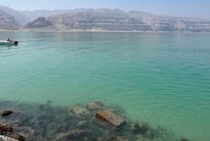 Salalah: Coastal Highway Tour to Fushi Dunes & Hasik Beach