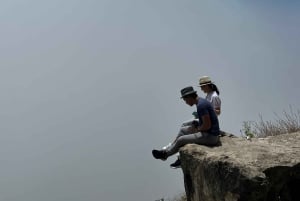 مغامرة صلالة الشرقية: الشلالات والجبال ورحلات السفاري