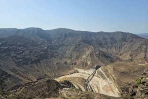 サラーラ：乳香の道、ラクダ農場、ビーチツアーをご案内いたします