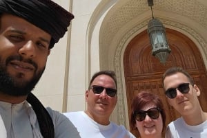 Salalah Highlights Tour: Heritage Sites, Markets & Beach