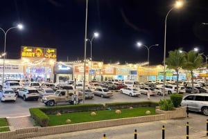 Visite nocturne et shopping à Salalah