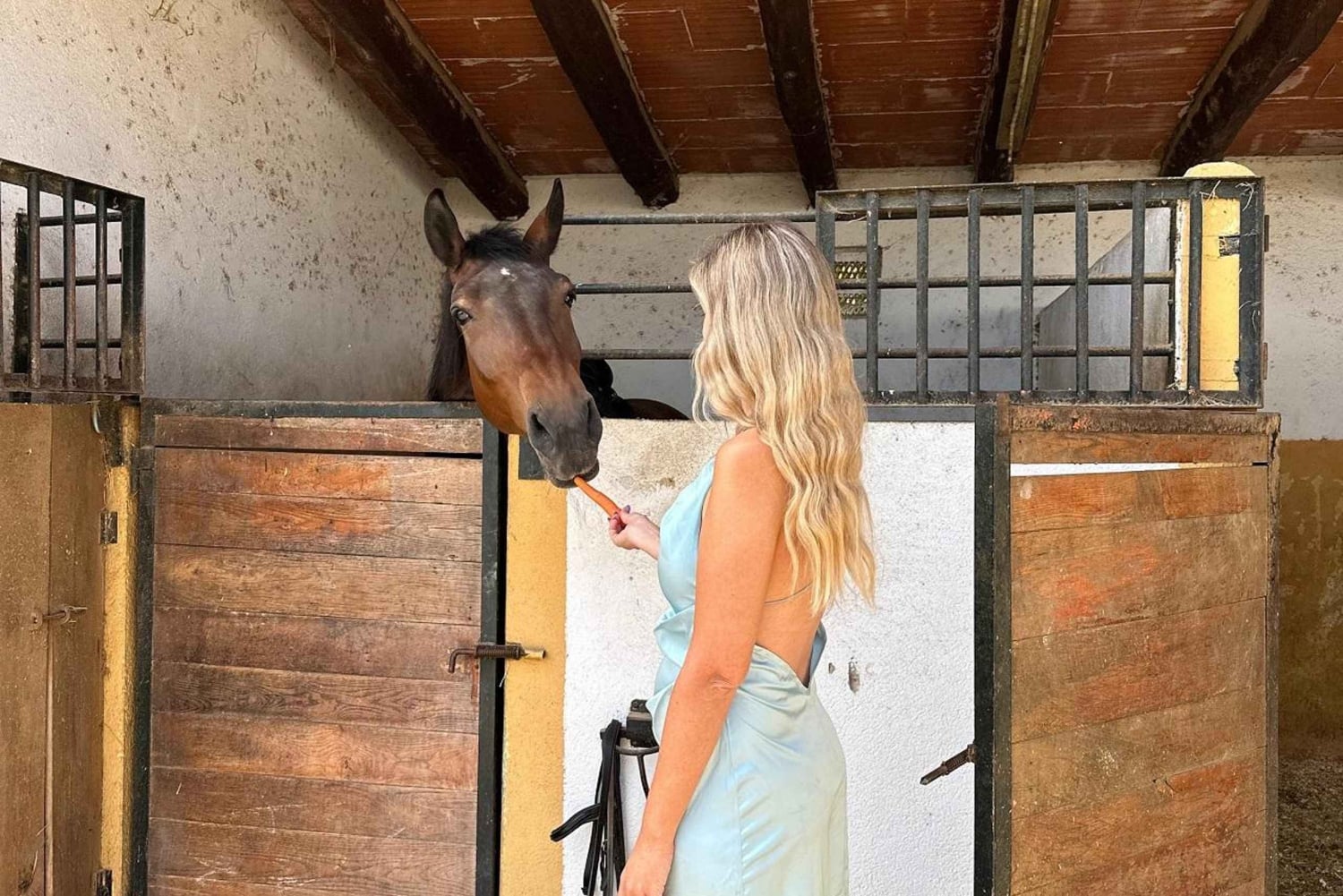 Salalah-Oman: Arabischer Ausritt am Strand bei Sonnenuntergang