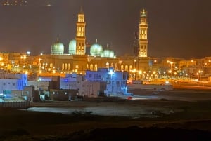 Salalah: Taqah-aftentur med udsigt over slottet og moskeen