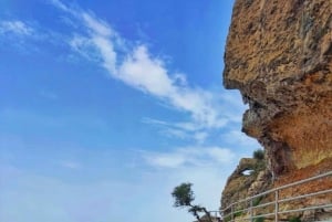 Salalah: Wadi Darbat, ,Teeq Cave - Baobou Trees Tour