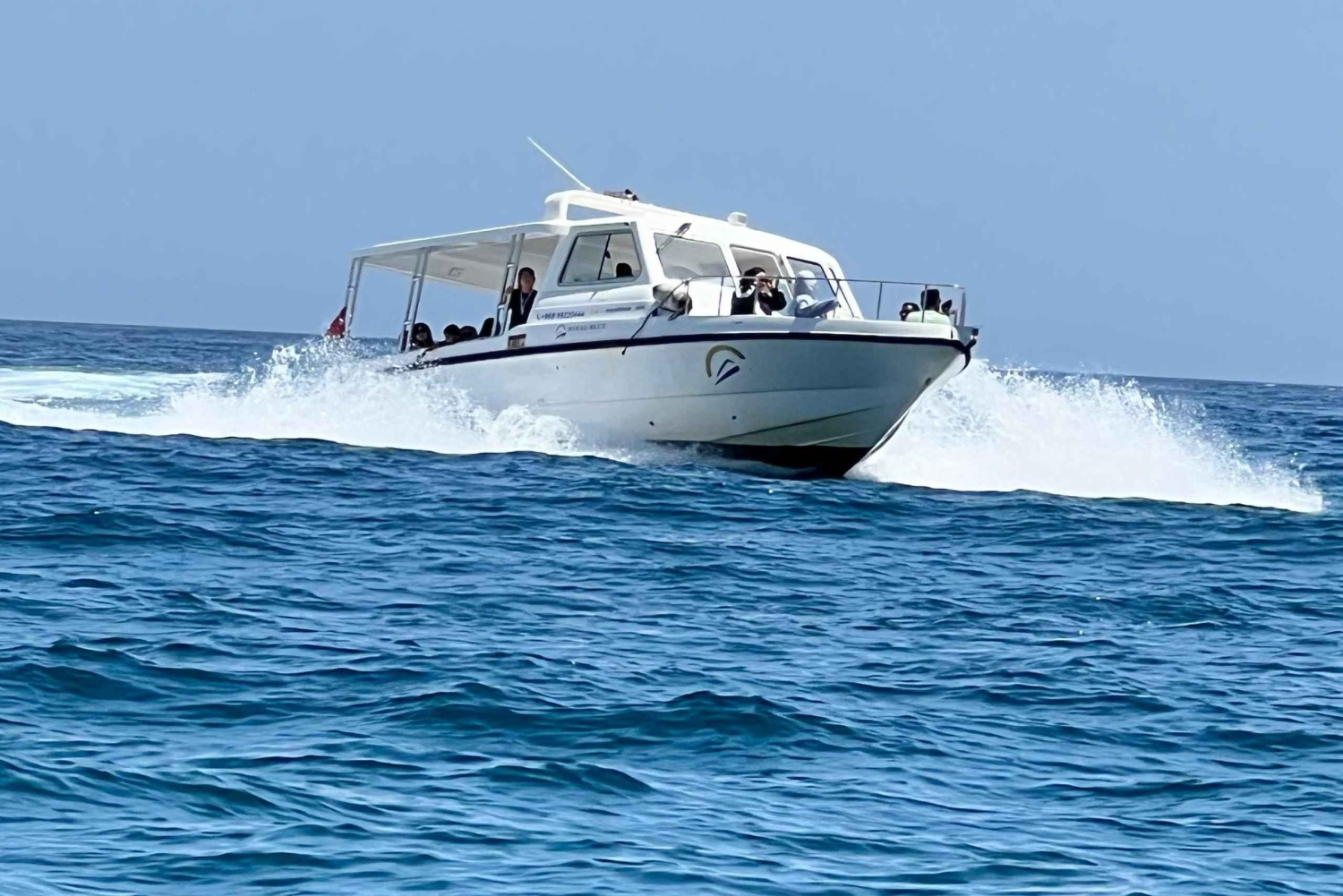 Snorkelen bij de Dimaniyat-eilanden vanuit Muscat