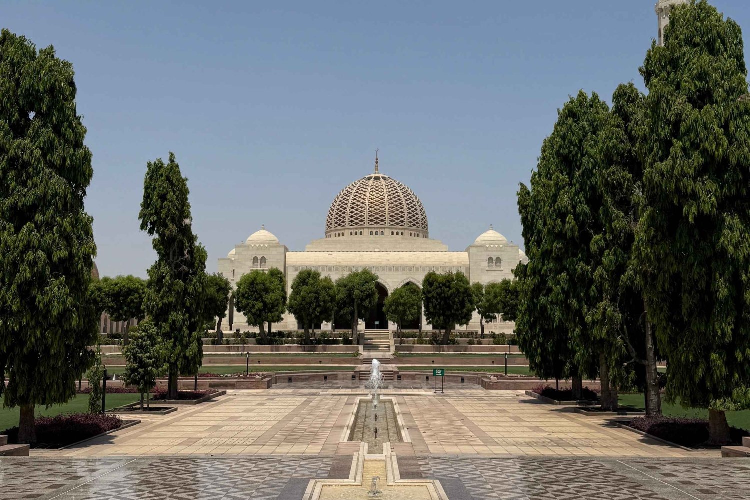 VIP Muscat Luxury City Tour – Private Experience