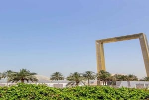 Tour della città di Dubai con motoscafo e cornice di Dubai