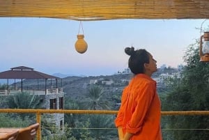 Escursione a Wadi Ghul, tour di Misfat Al Abriyeen e pranzo