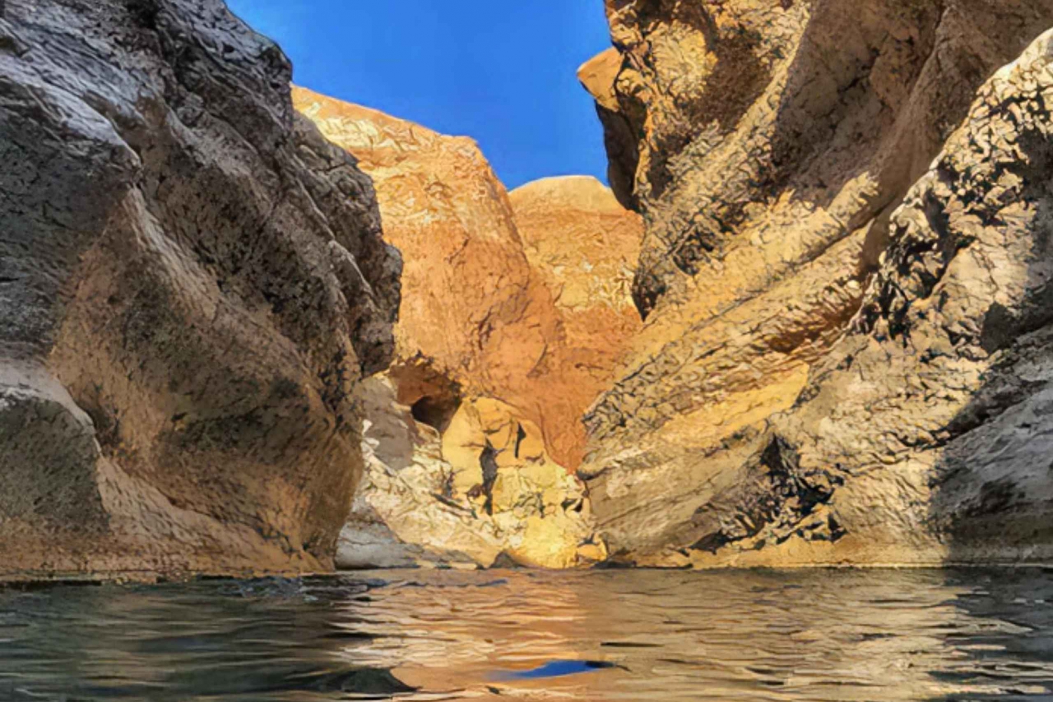 Wadi Sahtan - 'Mandoos - Omanin arkku' - 8 tuntia