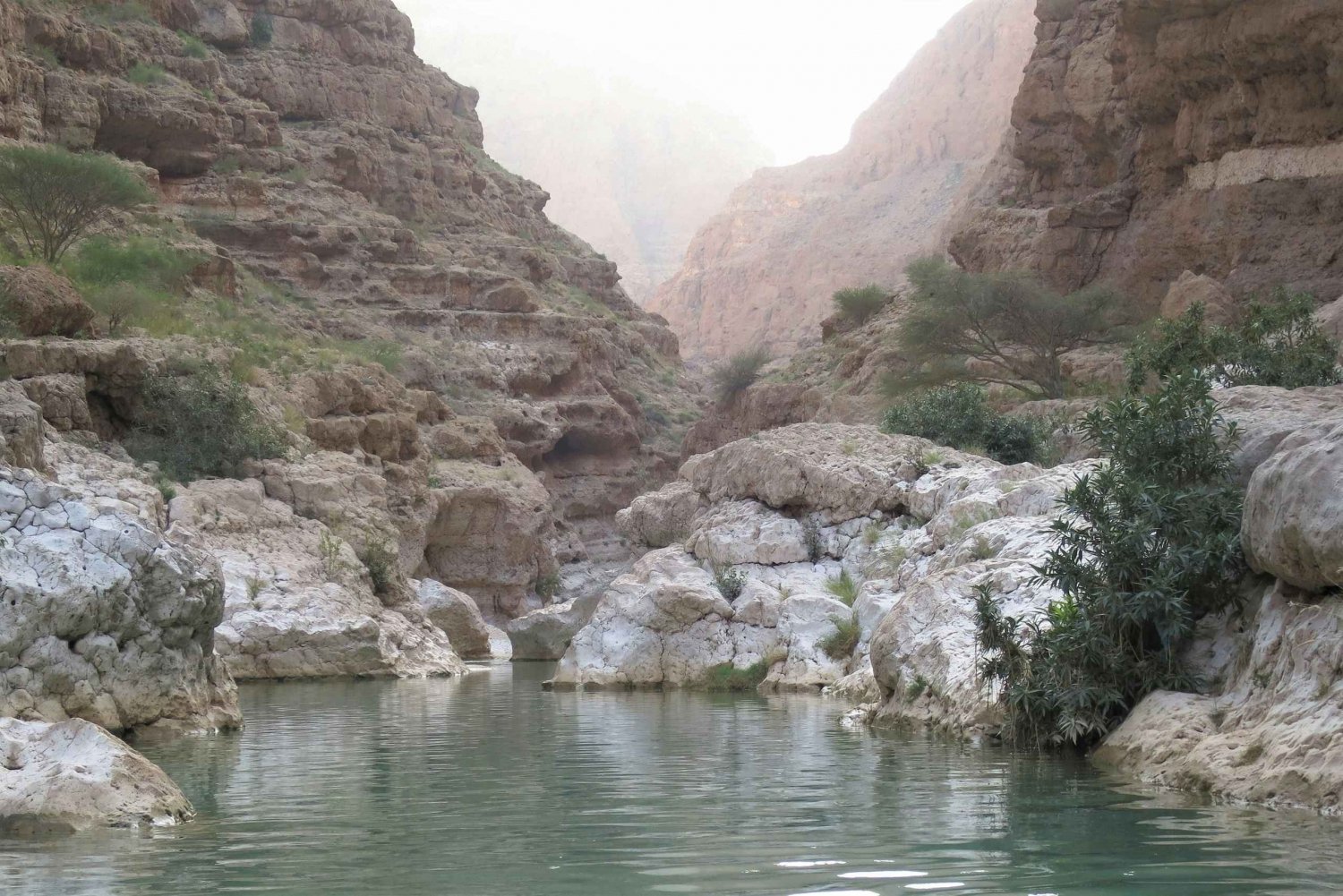 From Muscat: Wadi Shab and Bimmah Sinkhole Full Day