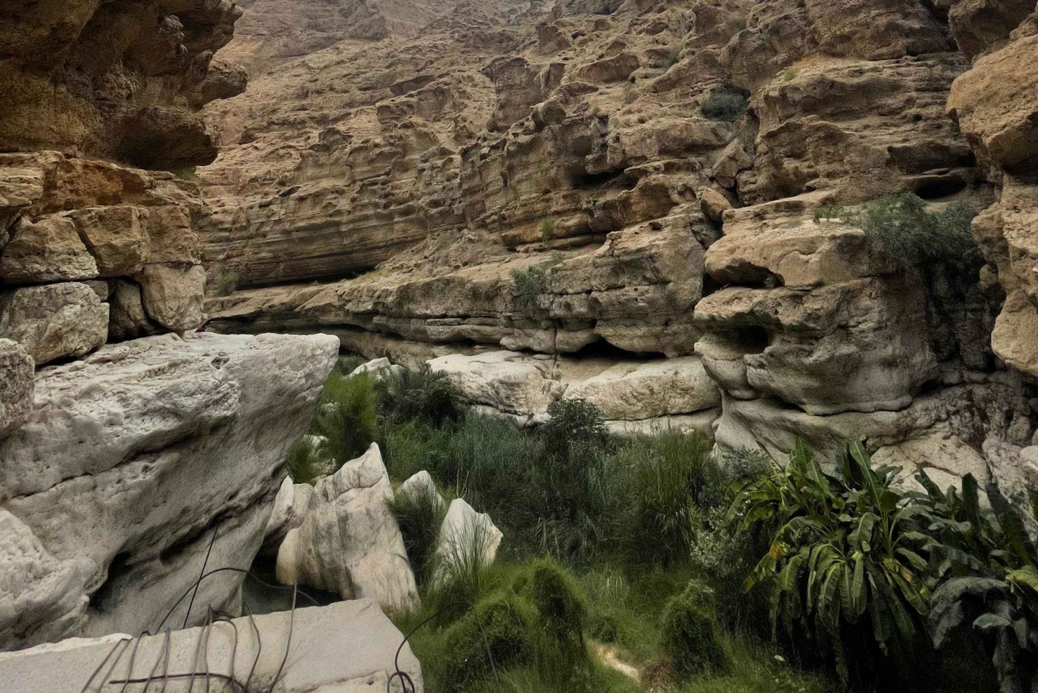 Wadi Shab &Bimmah Sinkhole &Sydämen muotoinen luola &Pebble Beach (pikkukiviranta)