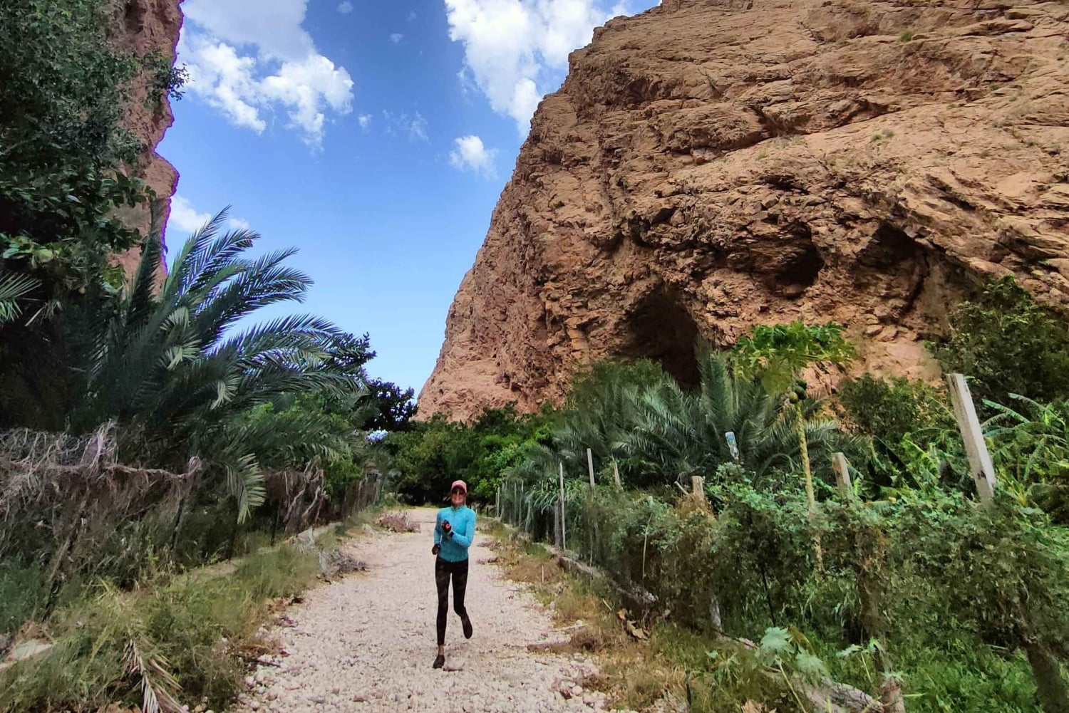 وادي الشاب وحوض بيما وكهف على شكل قلب وشاطئ بيبل