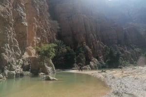 Tour privato del Wadi Shab e della dolina di Bimmah