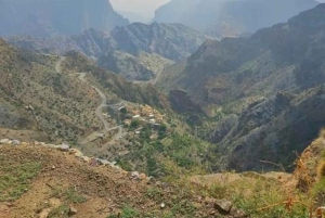 Wahiba Desert bil med firehjulstrekk Safari og Wadi Bani Khalid Swim Adventure