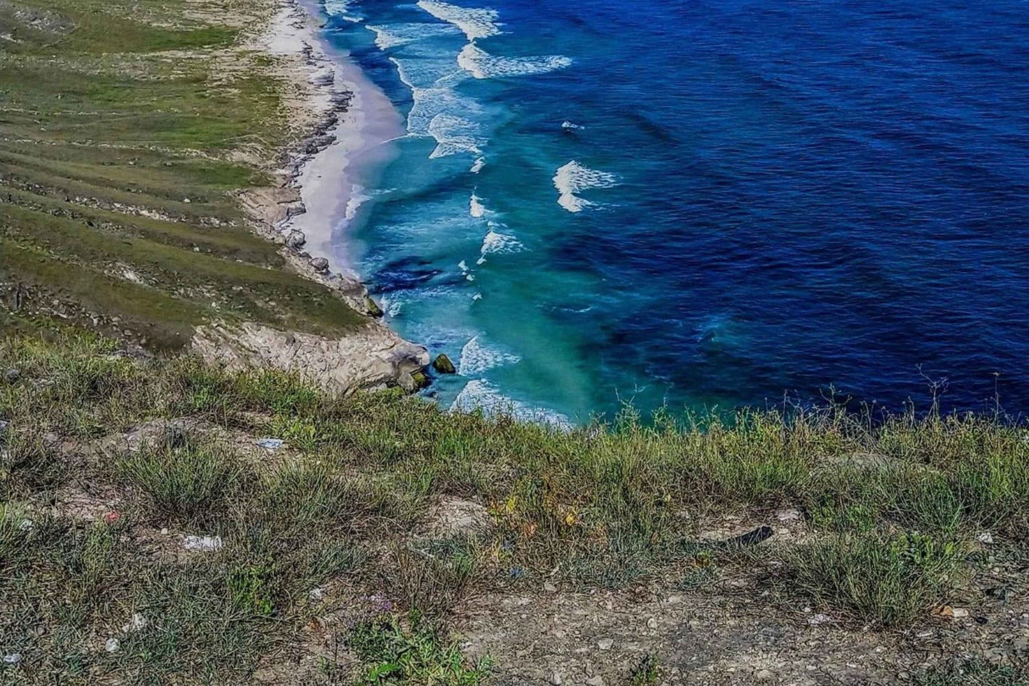 Salalah occidental: las olas de Mughsail y el pueblo de Iftalqout