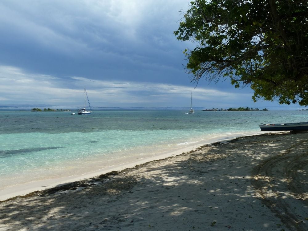 Beach in El Porvenir Island