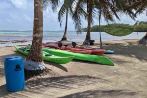 2 Days in Remote San Blas + Tour to magical Cambombia Island