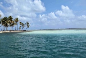 2 Days in Remote San Blas + Tour to magical Cambombia Island