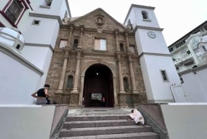 Casco Viejo and Panama: Introduction tour in German