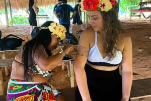 Embera-landsbyen ved Chagres-elven og fottur til vannfalken