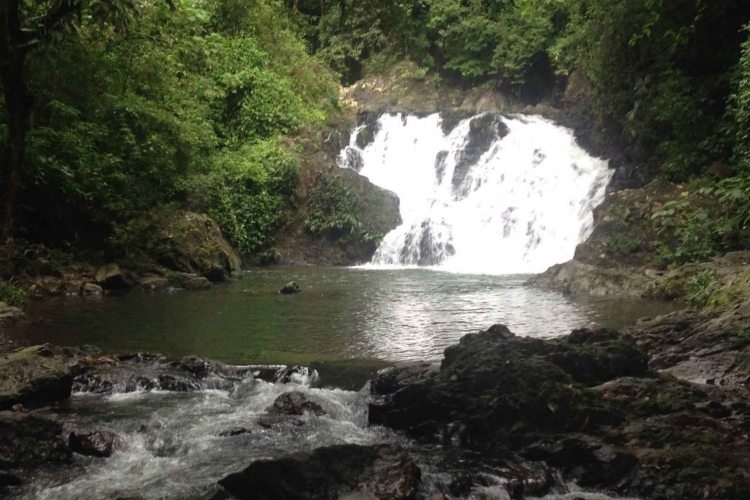 PUEBLO DE EMBERA + excursión a la cascada (tour privado con todo incluido)