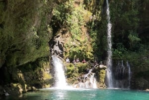 Explore and enjoy the Macho de Monte Canyon in Cuesta de Piedra Chiriqui.