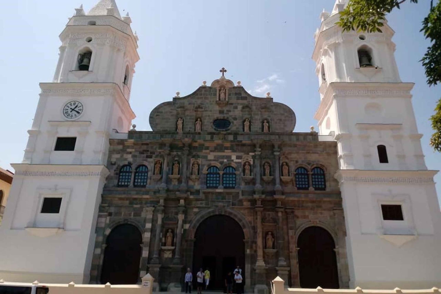 Exploring the history of cities and Flavors