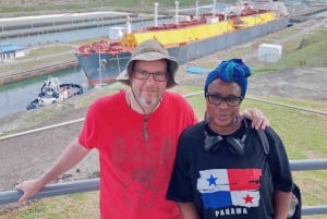 Desde el Puerto de Colón: Fuerte de San Lorenzo y Esclusa de Agua Clara del Canal de Panamá