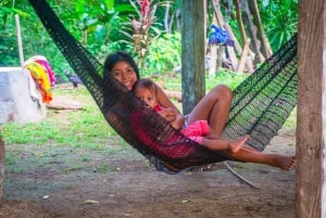 Ab Panama-Stadt: 5 Tage bei der Embera-Gemeinschaft im Darién-Regenwald