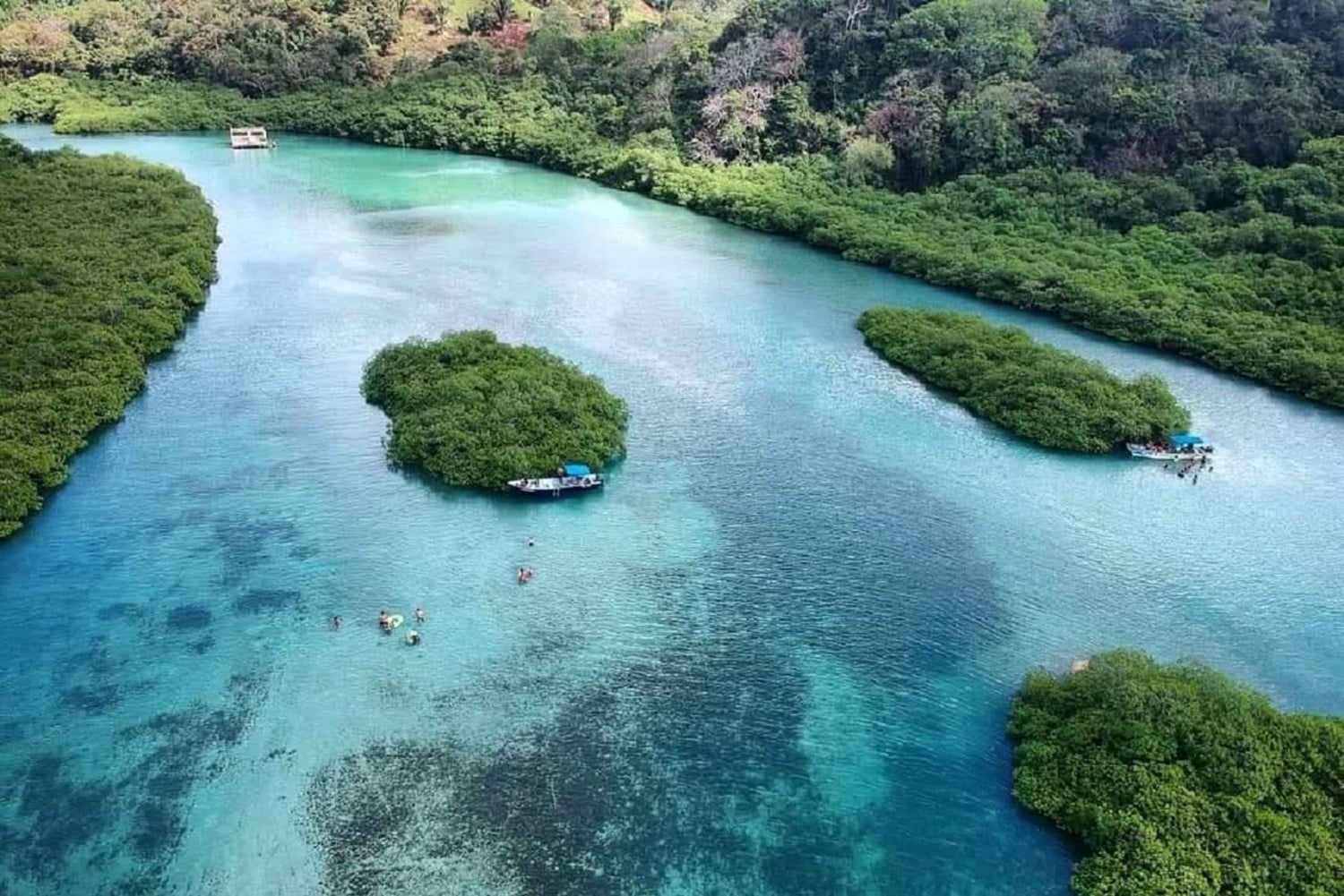From Panama City: Day Trip to the Caribbean Beach