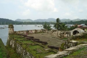From Panama City: Day Trip to the Caribbean Beach