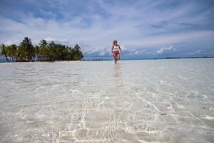 From Panama city: Private Day tour to San Blas Islands