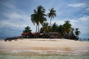 From Panama city: Private Day tour to San Blas Islands