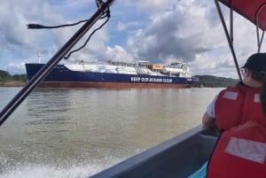 PASSEIO PELO LAGO GATUN