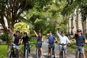 Guided E-bike Tour: Discovering El Valle de Anton