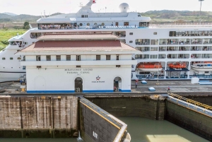Highlights of Miraflores Locks and Casco Viejo walking Tour