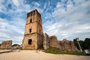 La Vieja, Miraflores Canal, & Casco Viejo Private City Tour