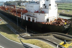 La Vieja, Miraflores Canal, & Casco Viejo Private City Tour