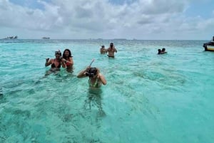 Money Heist San Blas Day Tour - 3 îles + piscine naturelle