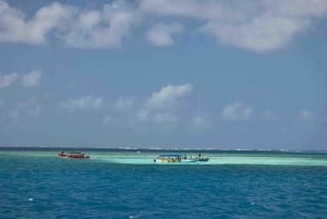 Money Heist San Blas Dagtour - 3 eilanden + Natuurzwembad