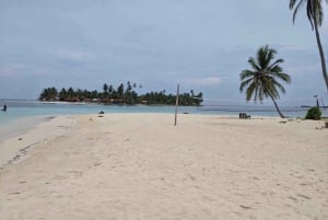 Overnight in San Blas Paradise - Private Room + Meals + Tour