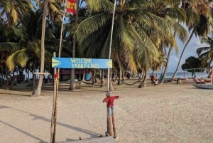 Overnight on San Blas Island and Lemon Keys with Boat Tour